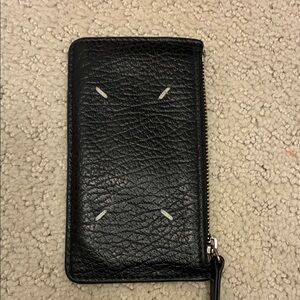 Maison Martin Margiela Black Grainy Leather Zip Cardholder👝